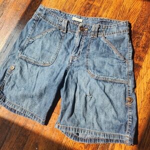 Lee lower on the waist jean shorts Size 8